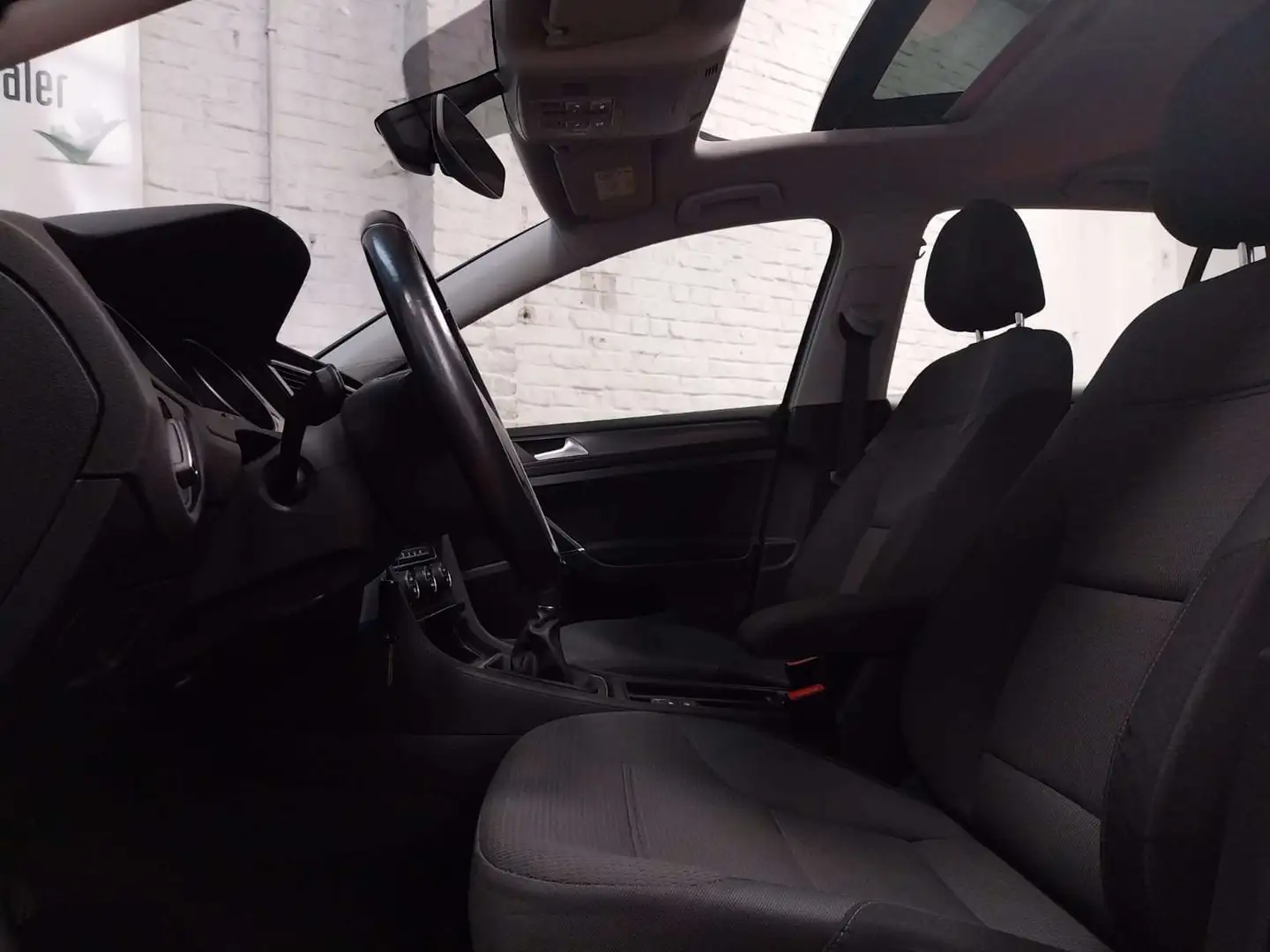Volkswagen Golf 1.6 SCR TDi Highline *Toit* Capteurs Av/Ar* Gris - 2