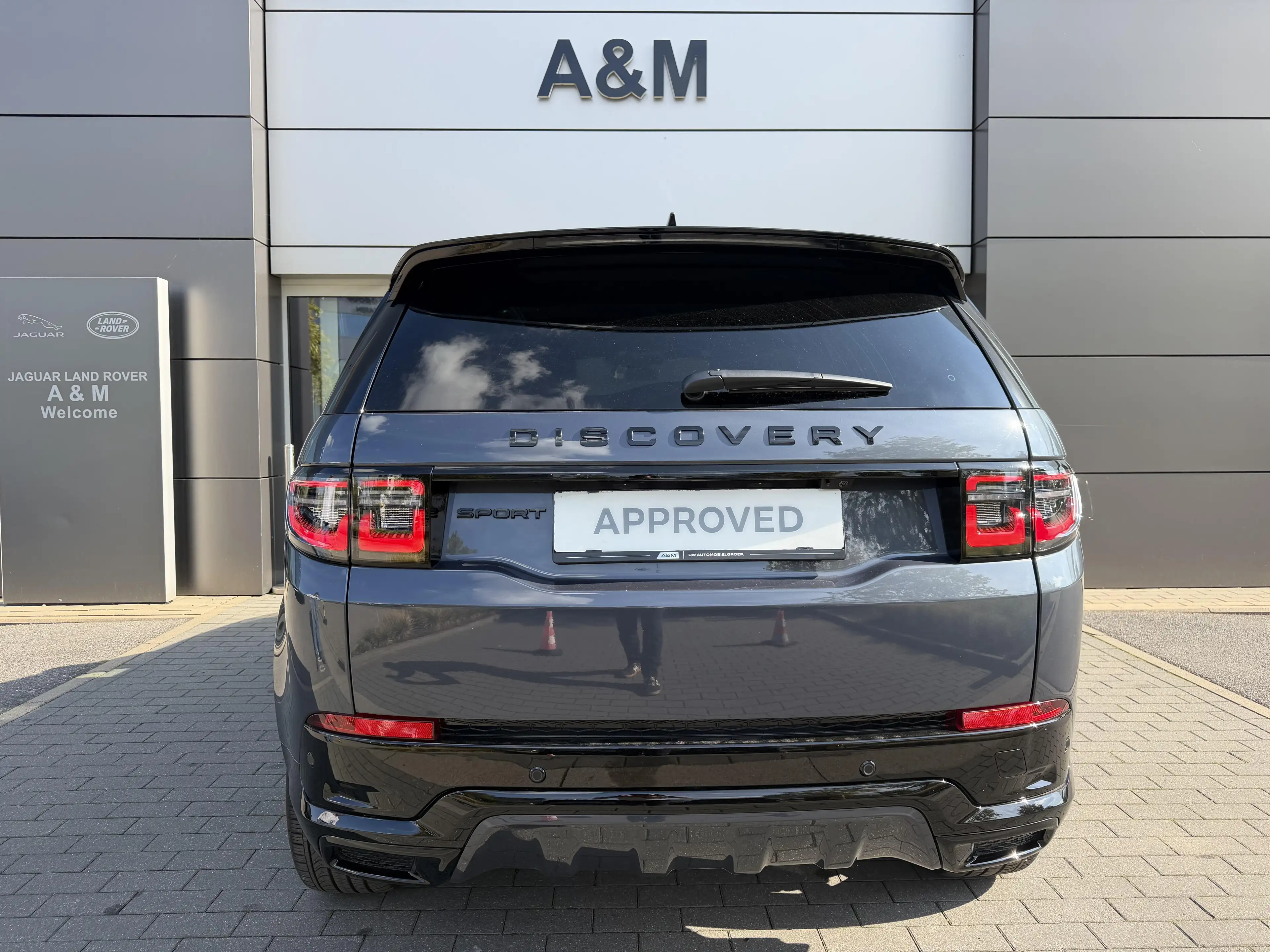Land Rover Discovery Sport P270e Dynamic SE AWD Auto. 25.5MY — photo 3