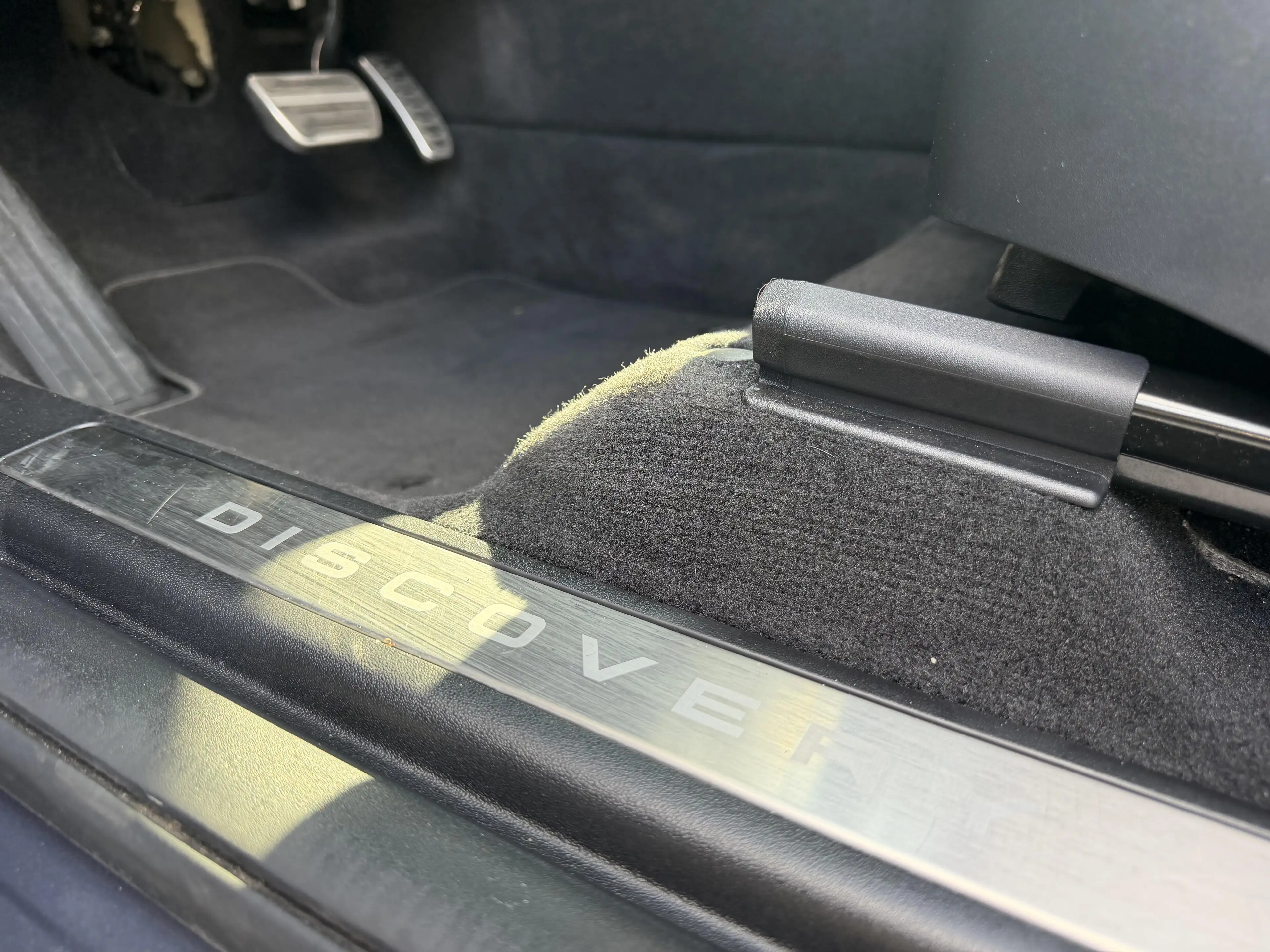 Land Rover Discovery Sport P270e Dynamic SE AWD Auto. 25.5MY — photo 15