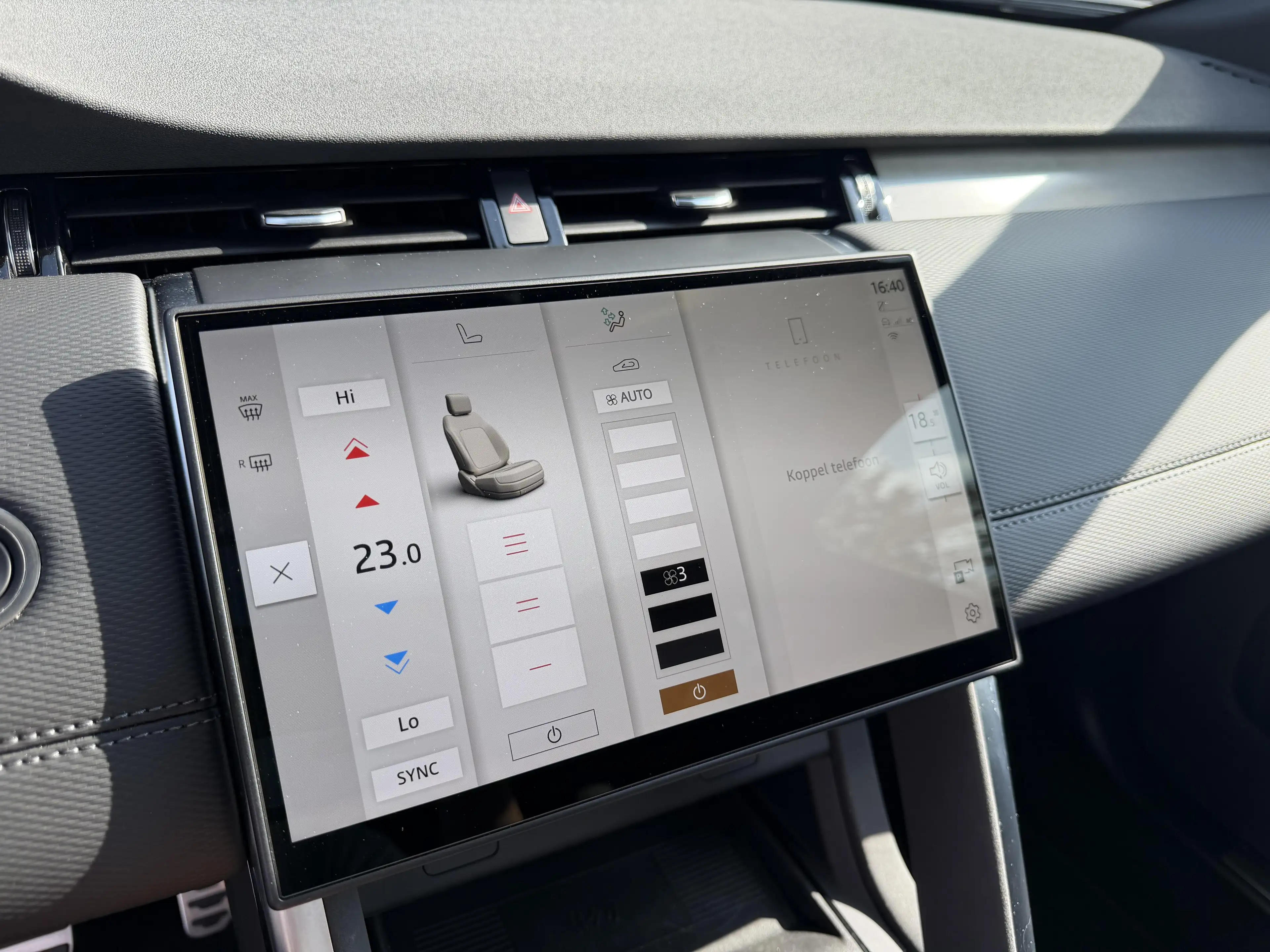 Land Rover Discovery Sport P270e Dynamic SE AWD Auto. 25.5MY — photo 11