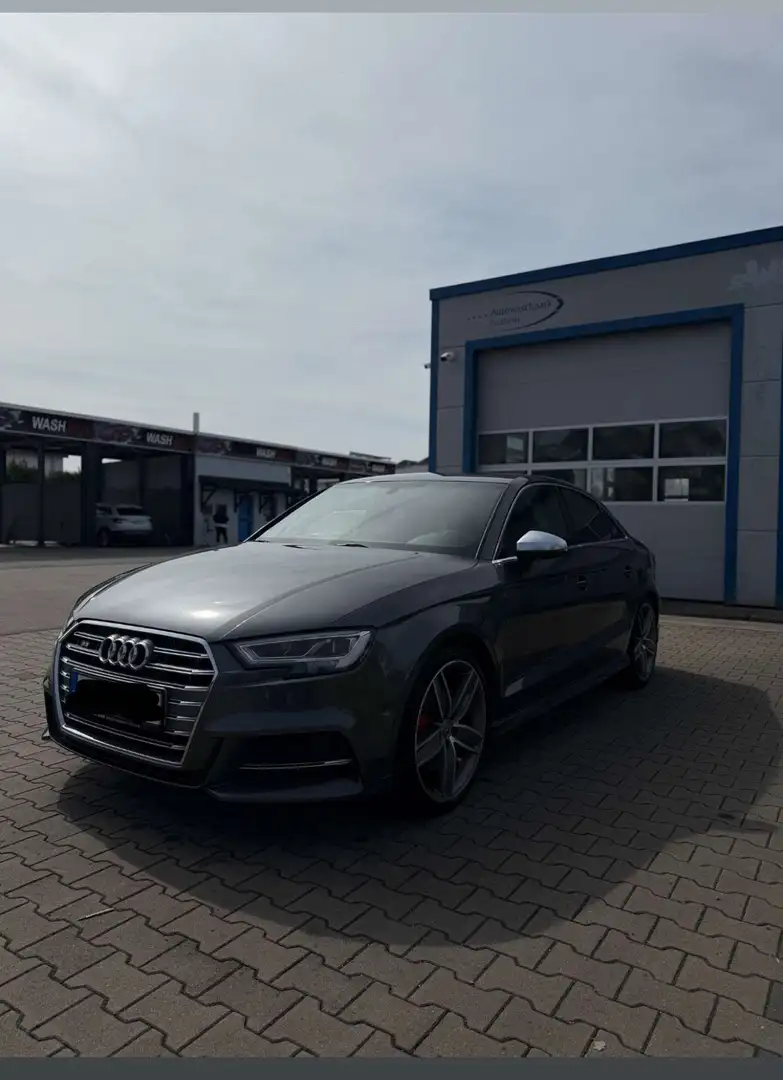 Audi S3 Limousine/Facelift/Quattro/6 Gang/310 PS/2016 Gris - 2