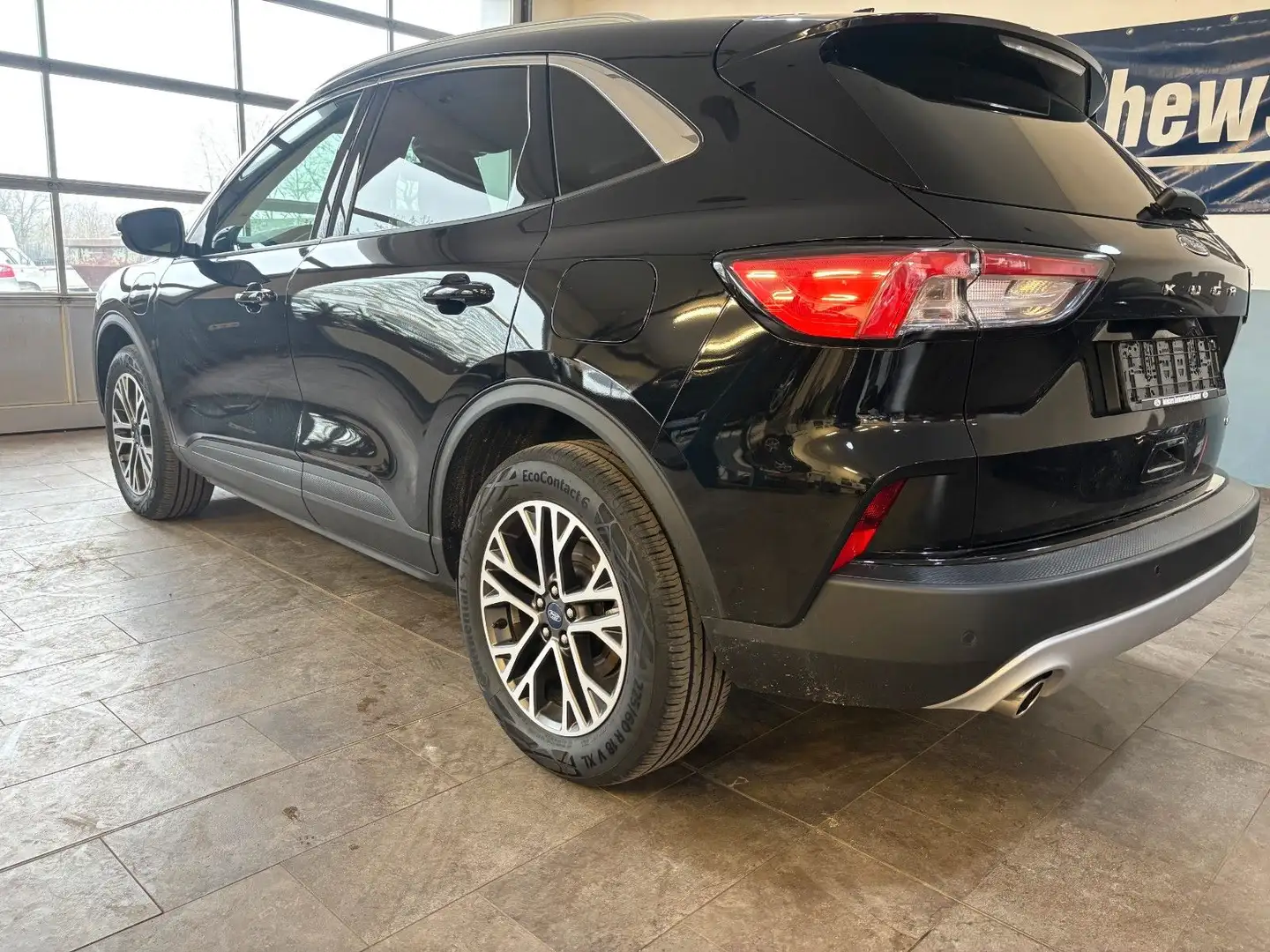 Ford Kuga Plug-In Hybrid Titanium X Noir - 2