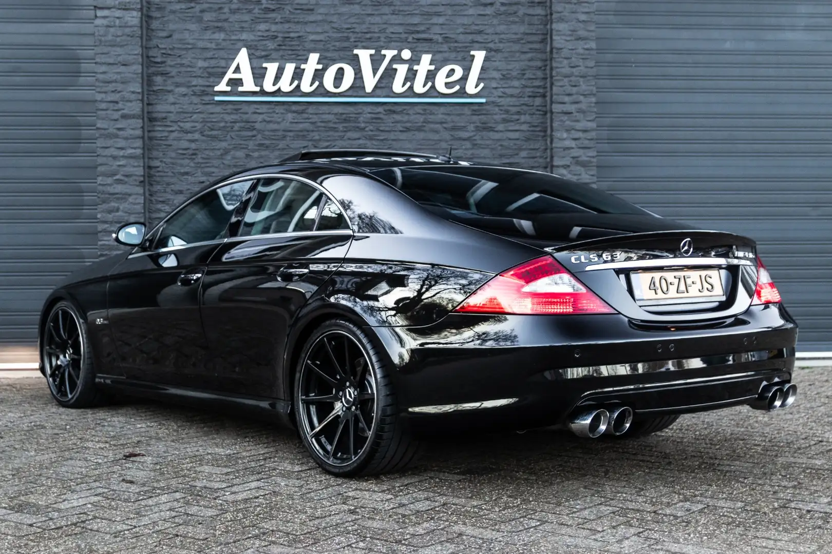 Mercedes-Benz CLS 63 AMG | 514PK | Origineel NL | NAP | Youngtimer | Schuif Schwarz - 2