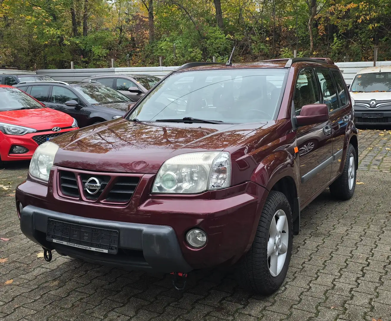Nissan X-Trail Comfort (Frontantrieb)Automatik, Klima. Rot - 1