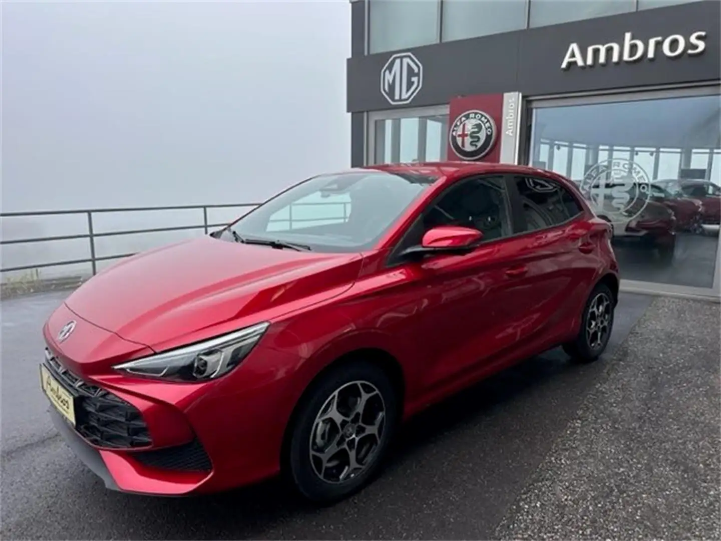 MG MG3 Hybrid+ Luxury - LAGERND Rot - 1