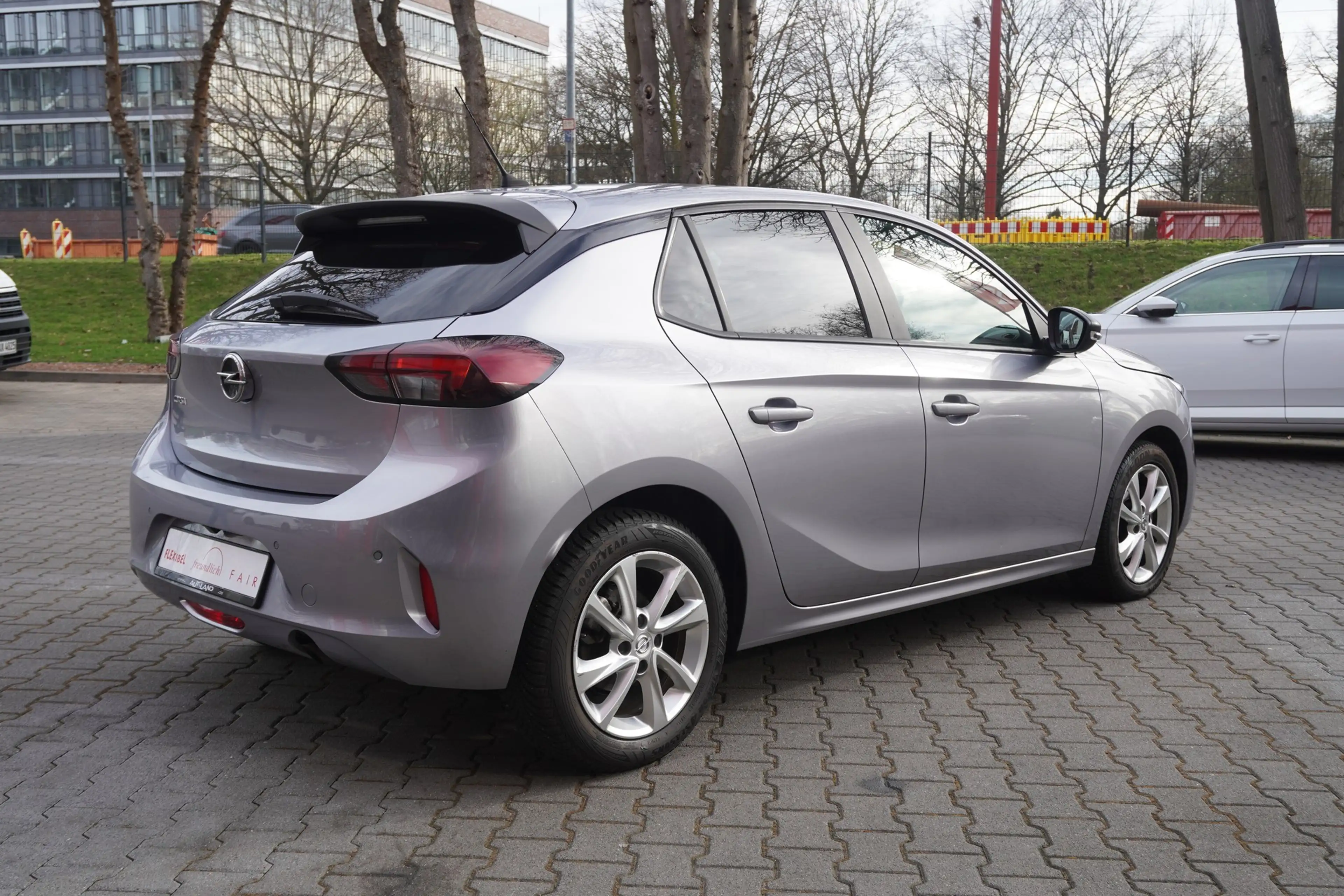 Opel Corsa F 1.2 Turbo Kamera Navi Tempomat DAB — photo 6