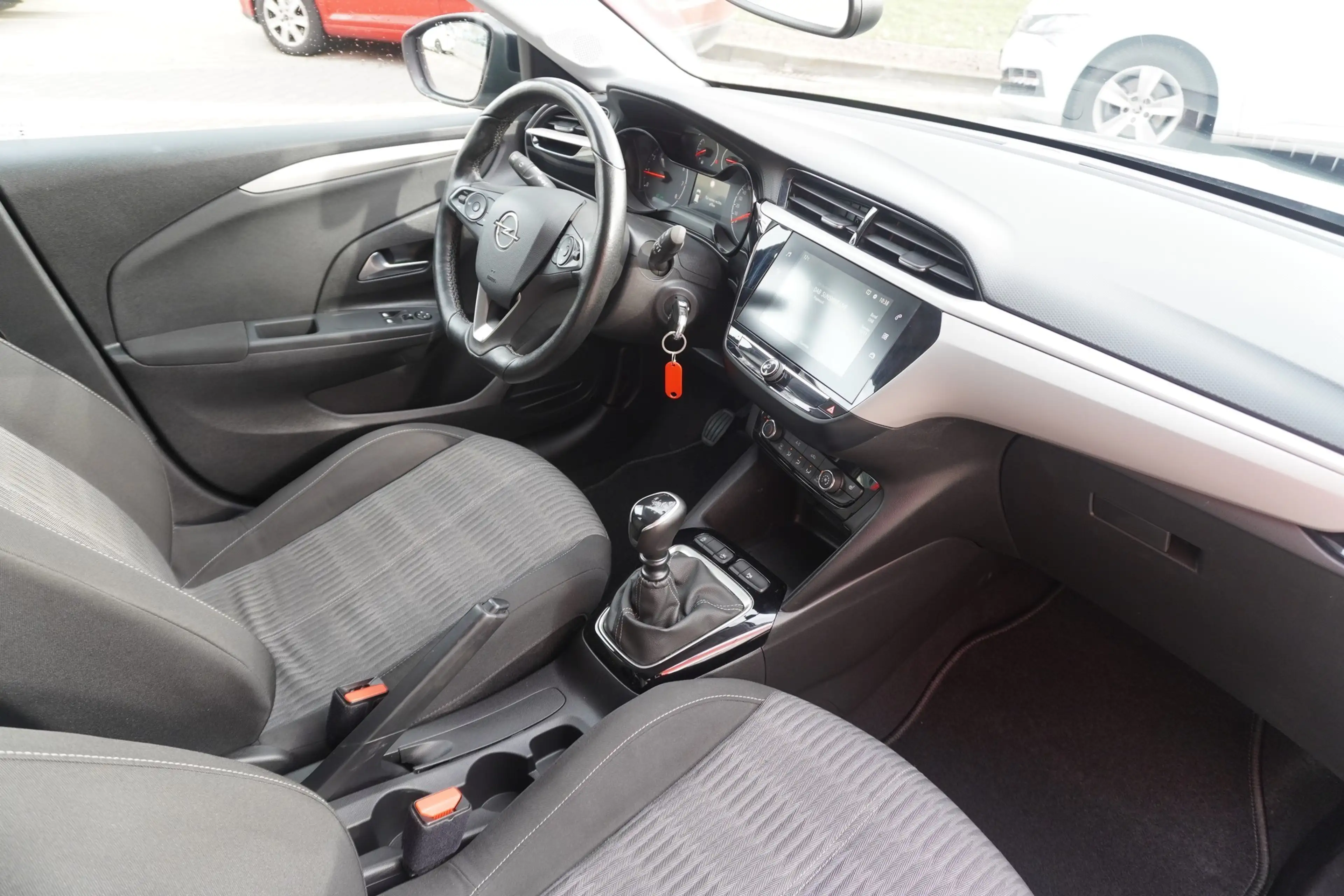 Opel Corsa F 1.2 Turbo Kamera Navi Tempomat DAB — photo 14