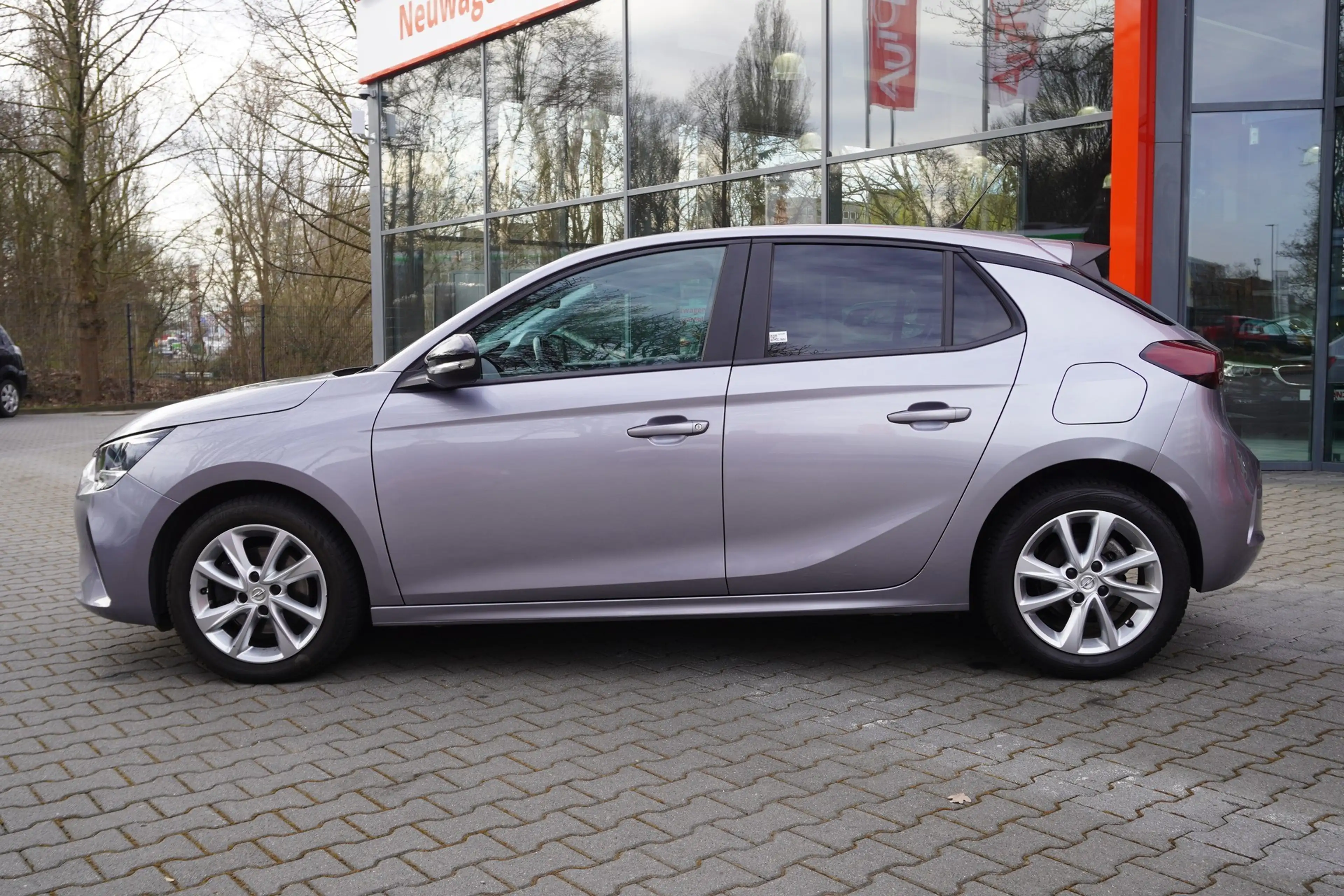 Opel Corsa F 1.2 Turbo Kamera Navi Tempomat DAB — photo 9