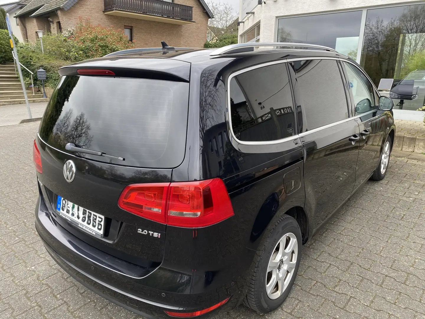 Volkswagen Sharan Highline Automatik DSG mit Gasanlage LPG Noir - 2