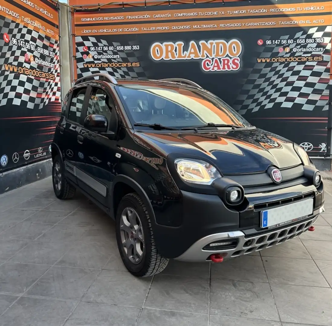 Fiat Panda 1.3 Cross 70kW 4x4 Noir - 1