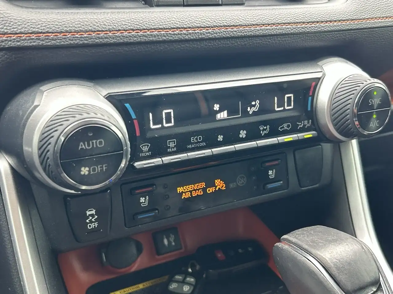 Toyota RAV 4 photo Toyota RAV 4