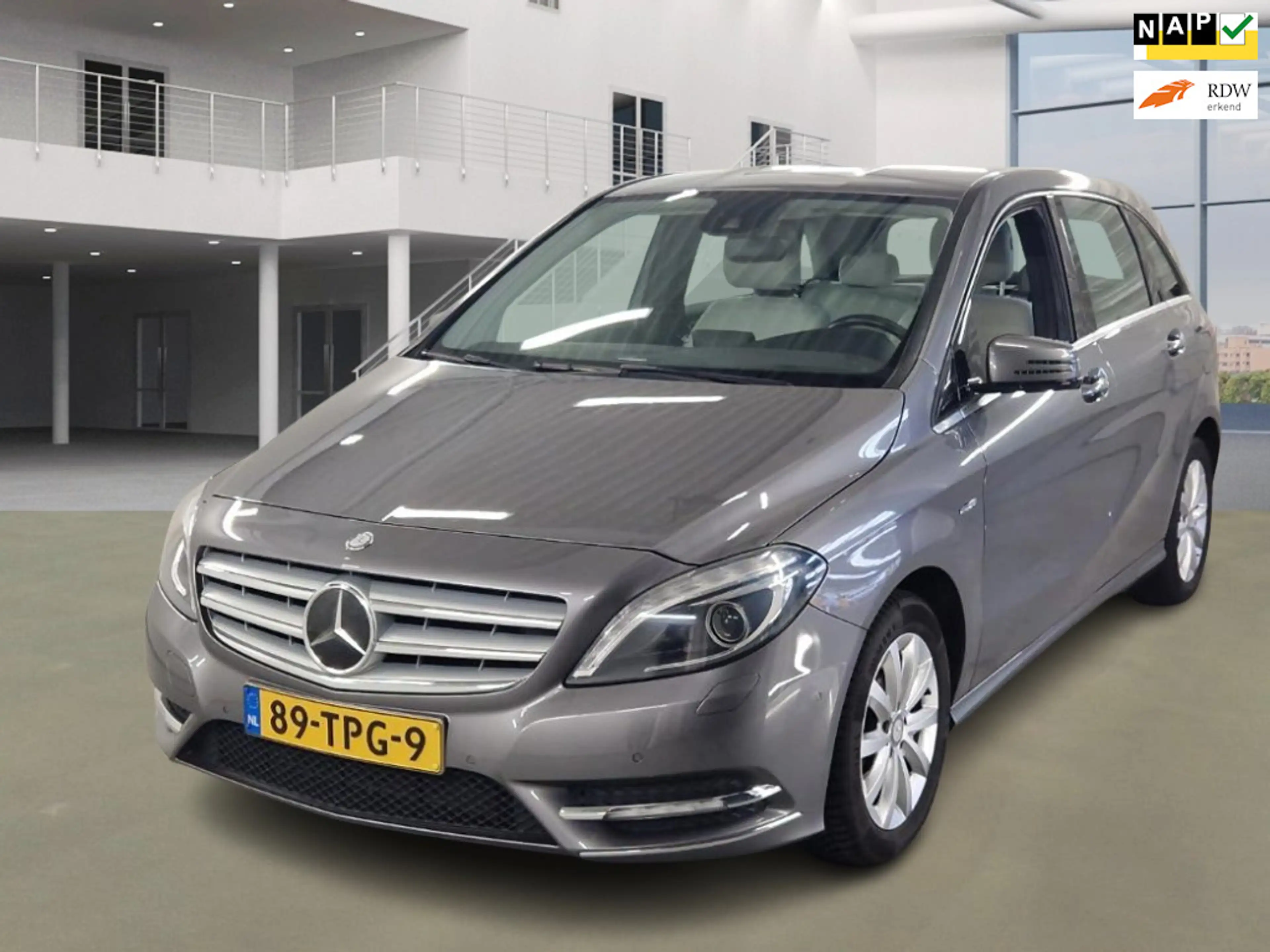 Mercedes-Benz B 180 Ambition