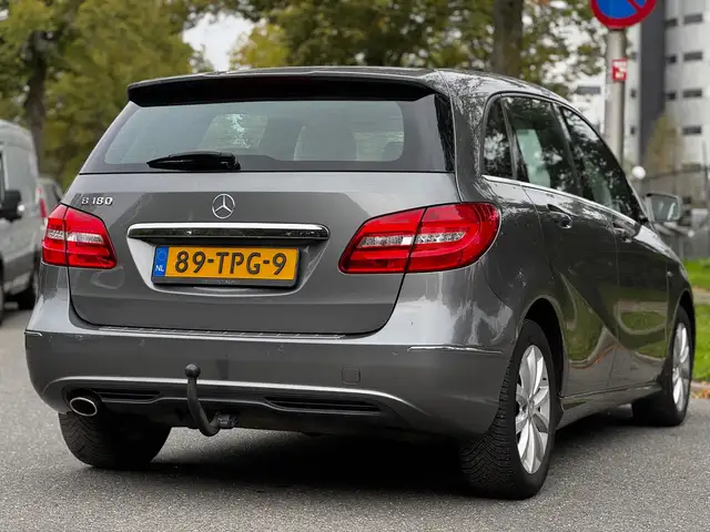 Mercedes-Benz B-Class view 16