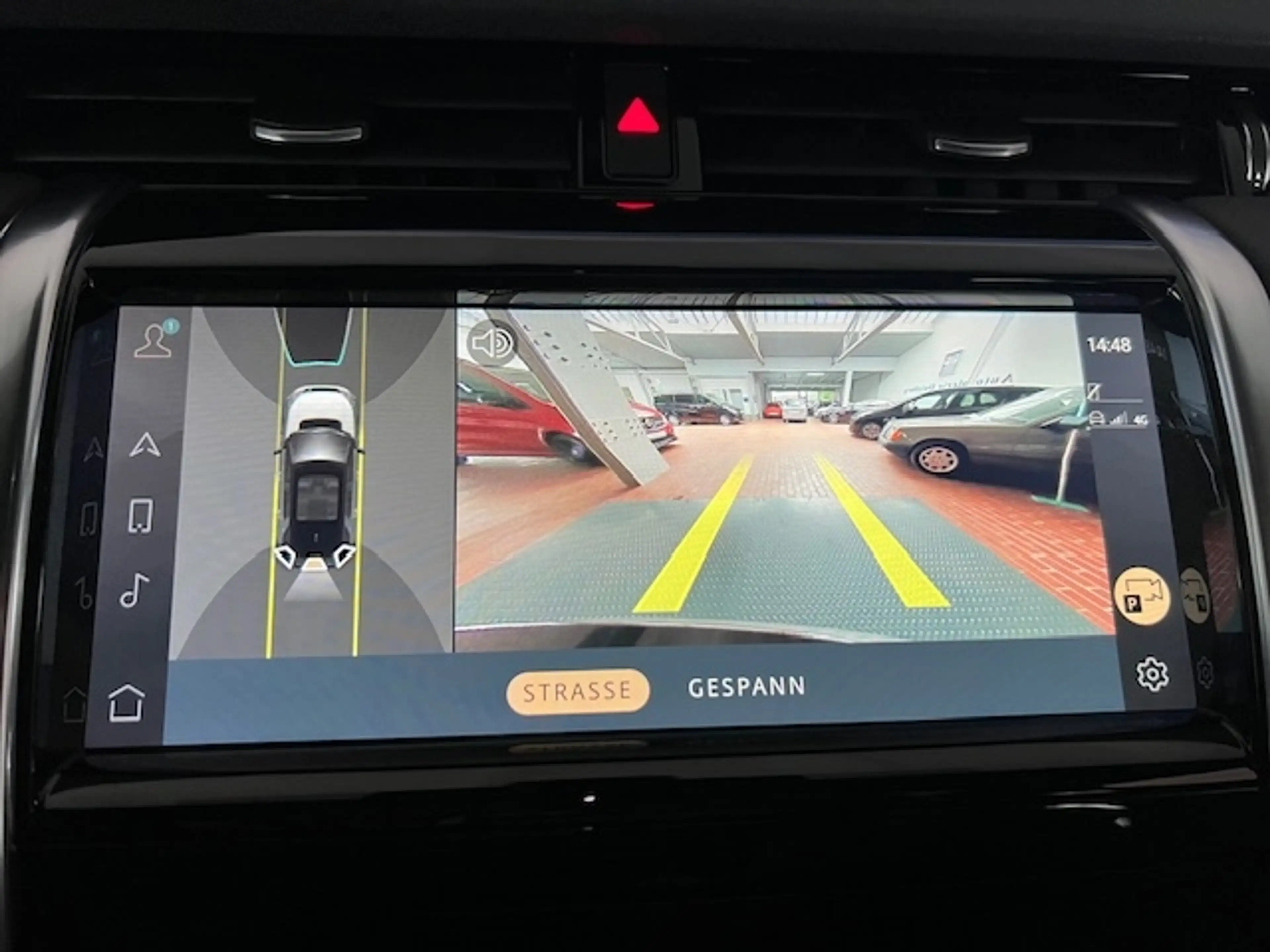 Land Rover Discovery Sport R Pano Leder Navi Kamera El.AHK — photo 9