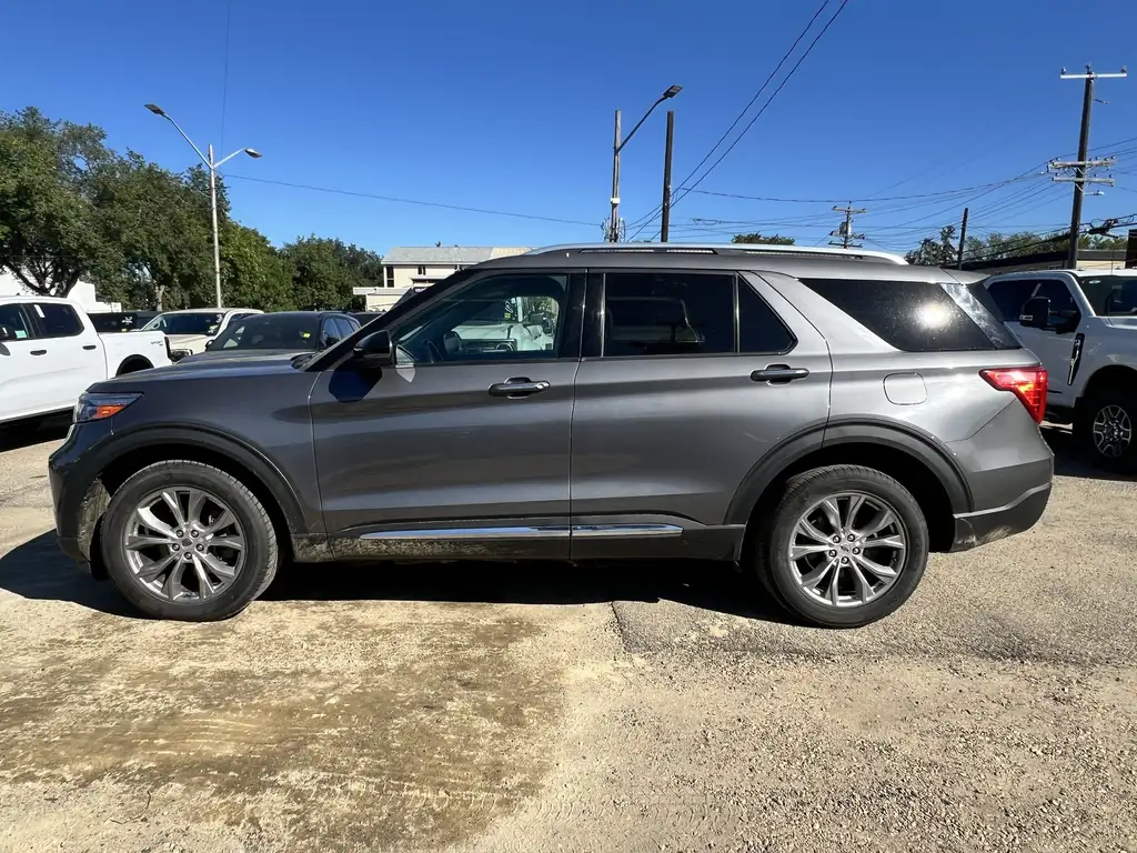 2021 Ford Explorer Limited | SYNC 3 | Voice-Activated Navigation | Tr — photo 5