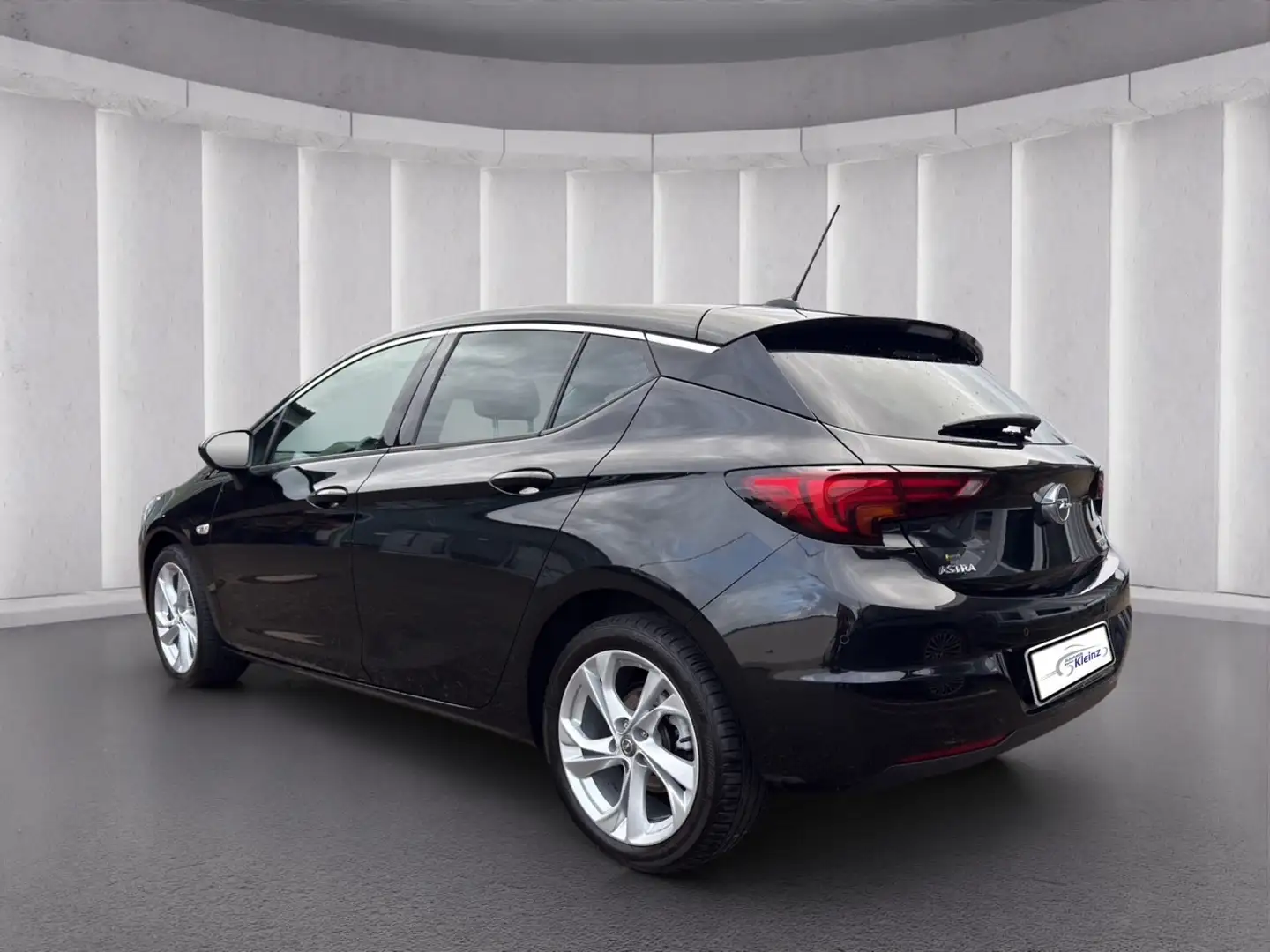 Opel Astra Innovation+LED+R-KAMERA+SITZHEIZUNG+SPORT Чорний - 2