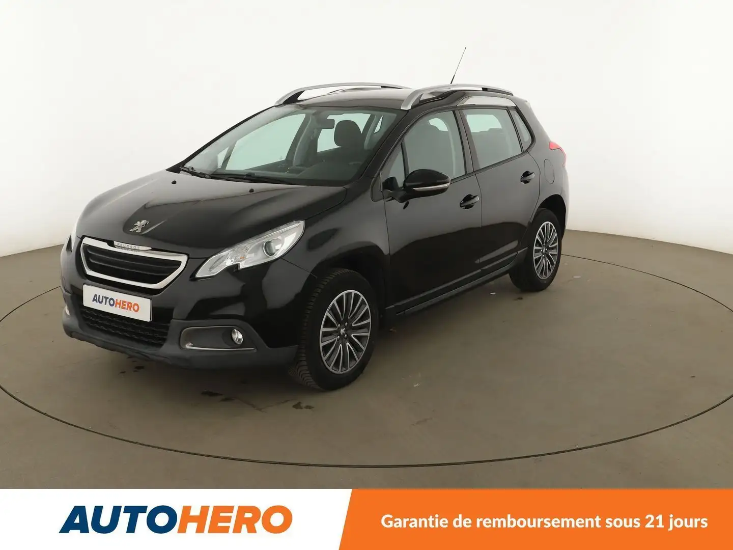 Peugeot 2008 1.2 PureTech Active Noir - 1