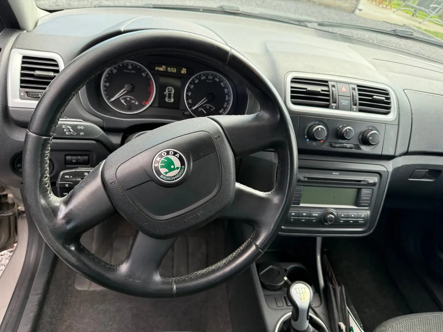 Skoda Roomster 1.4 TDi Elegance Gris - 2