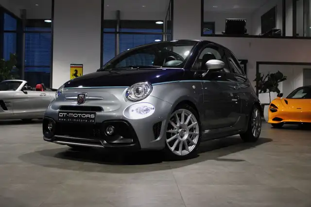 Abarth 695C RIVALE 175TH AUTOMATIK/AKRAPOVIC/BEATS/17"