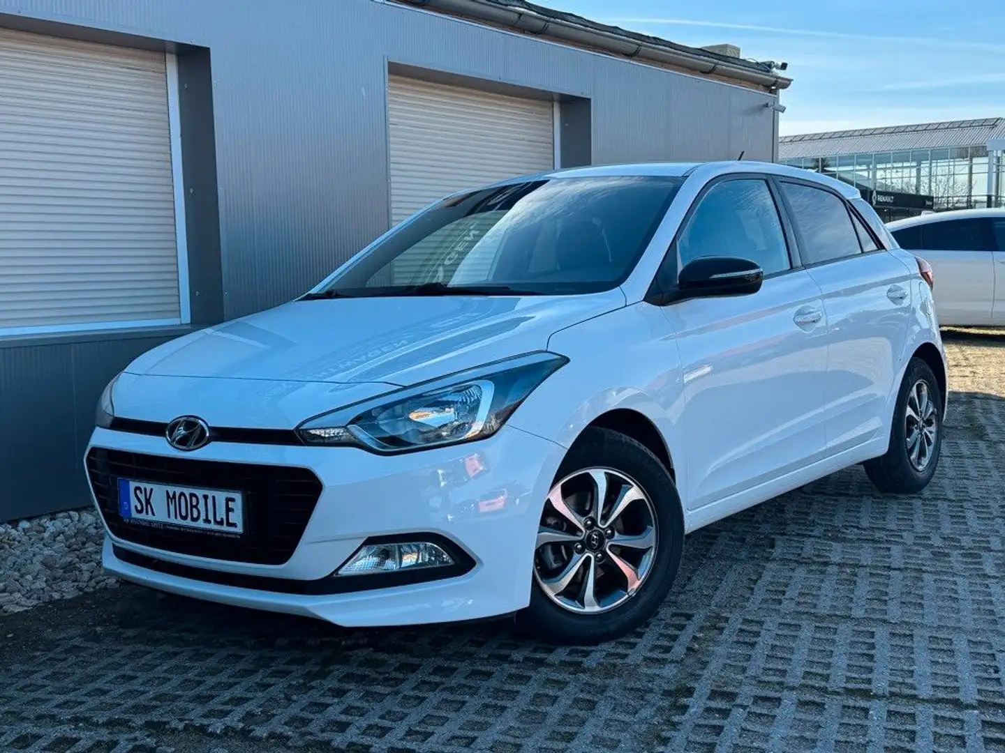 Hyundai i20 Passion 1HAND*KLIMA*SitzHz*LenkHz* Blanc - 1