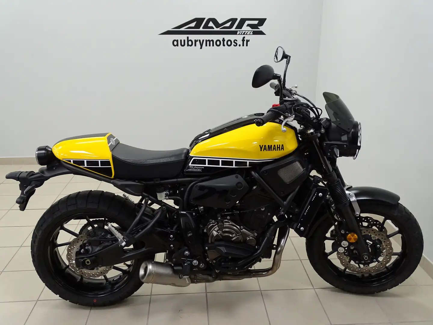 Yamaha XSR 700 Jaune - 2