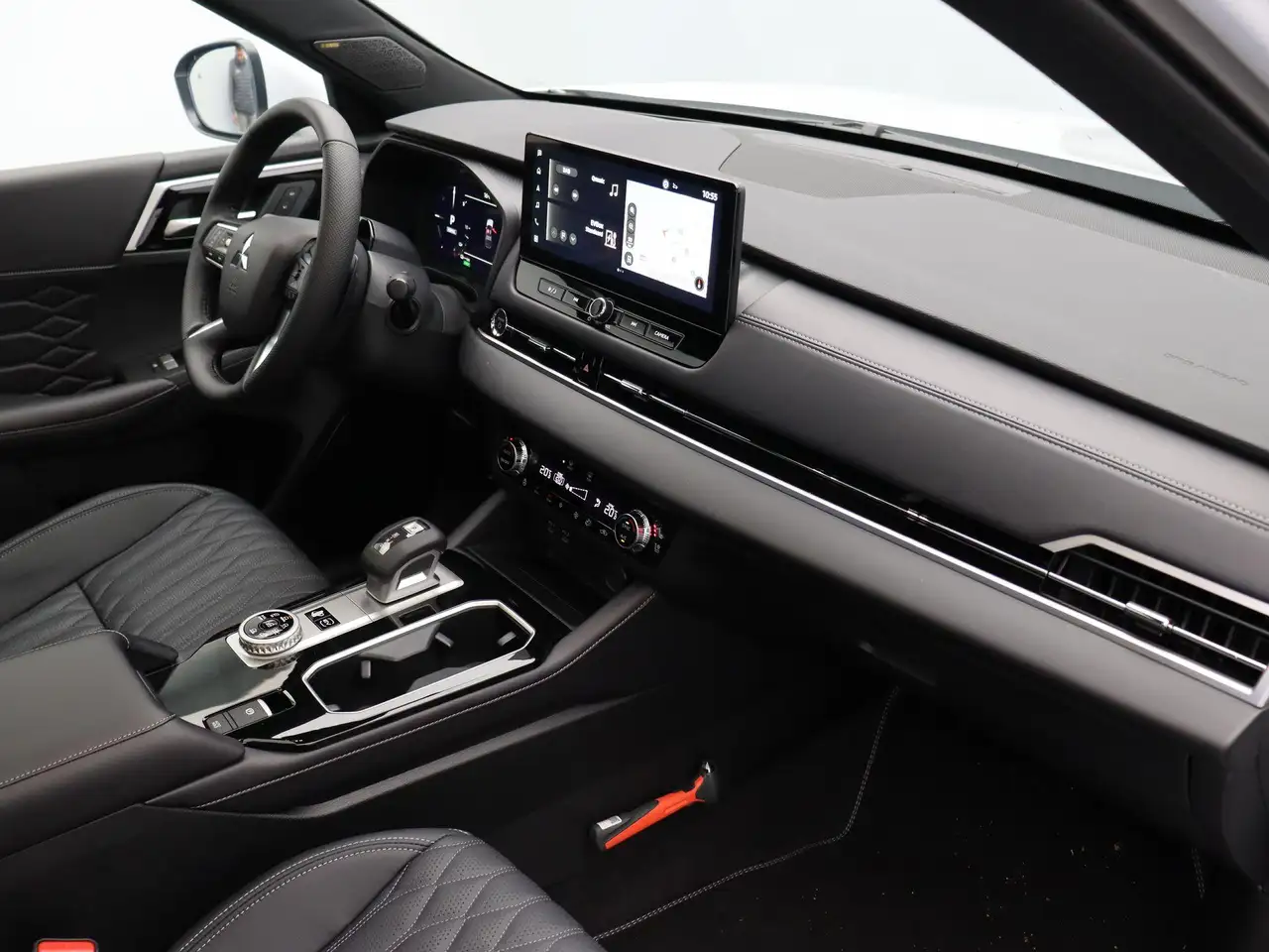 Mitsubishi Outlander 2026 — фото 15