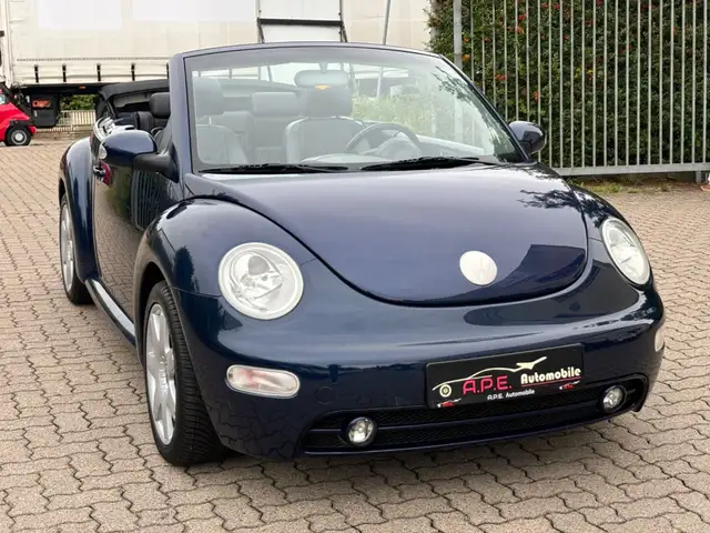 Volkswagen Beetle Cabriolet 1.6 Highline Leder TÜV NEU