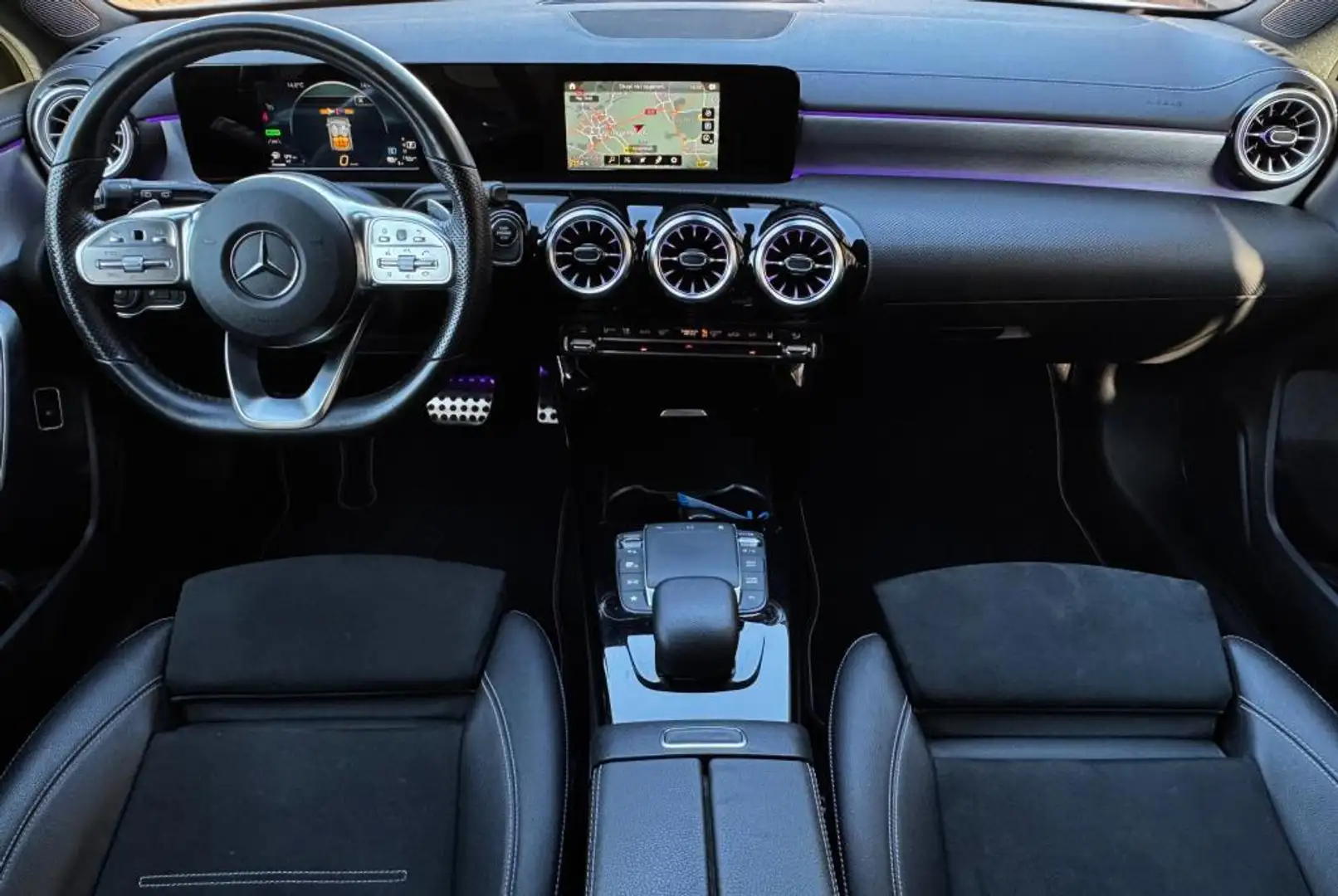 Mercedes-Benz A 250 e Business Solution AMG Limited *Sfeerverlichting* Wit - 2