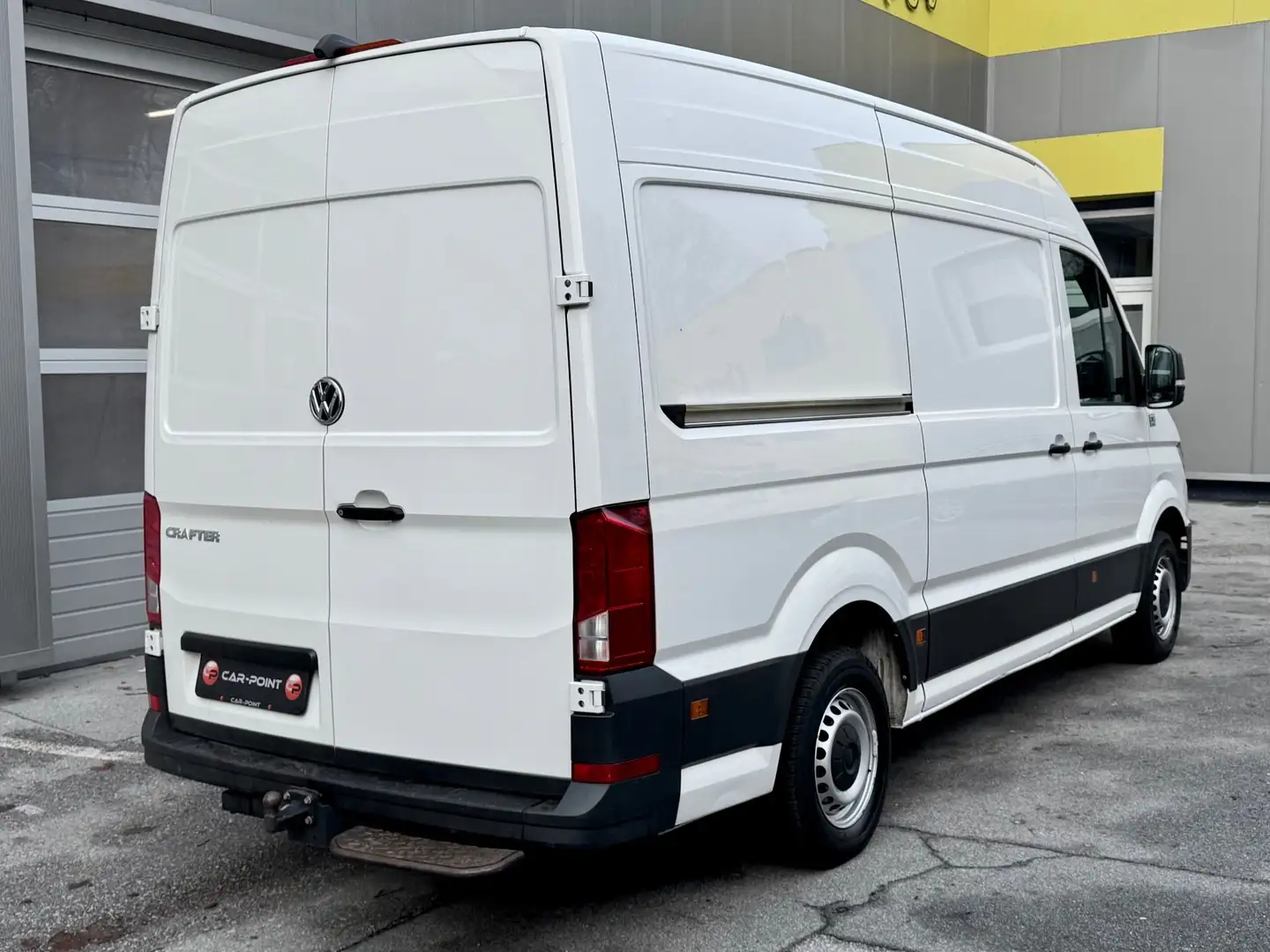 Volkswagen Crafter  35 2.0 TDI Aut. L3H3 Wit - 2
