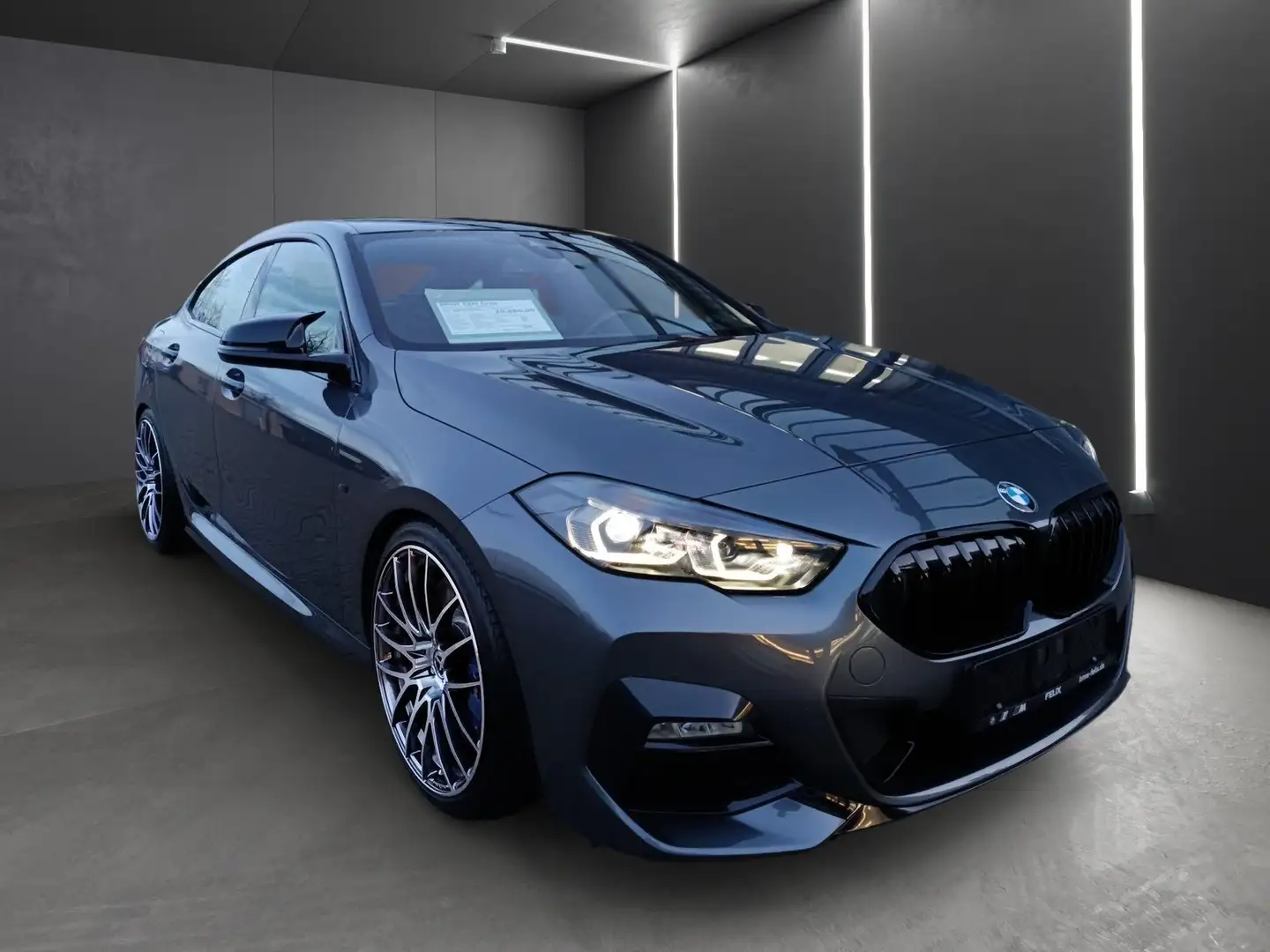 BMW 220 i Gran Coupé+M SPORTPAKET+19"THOMASON+H&R+ Grau - 2