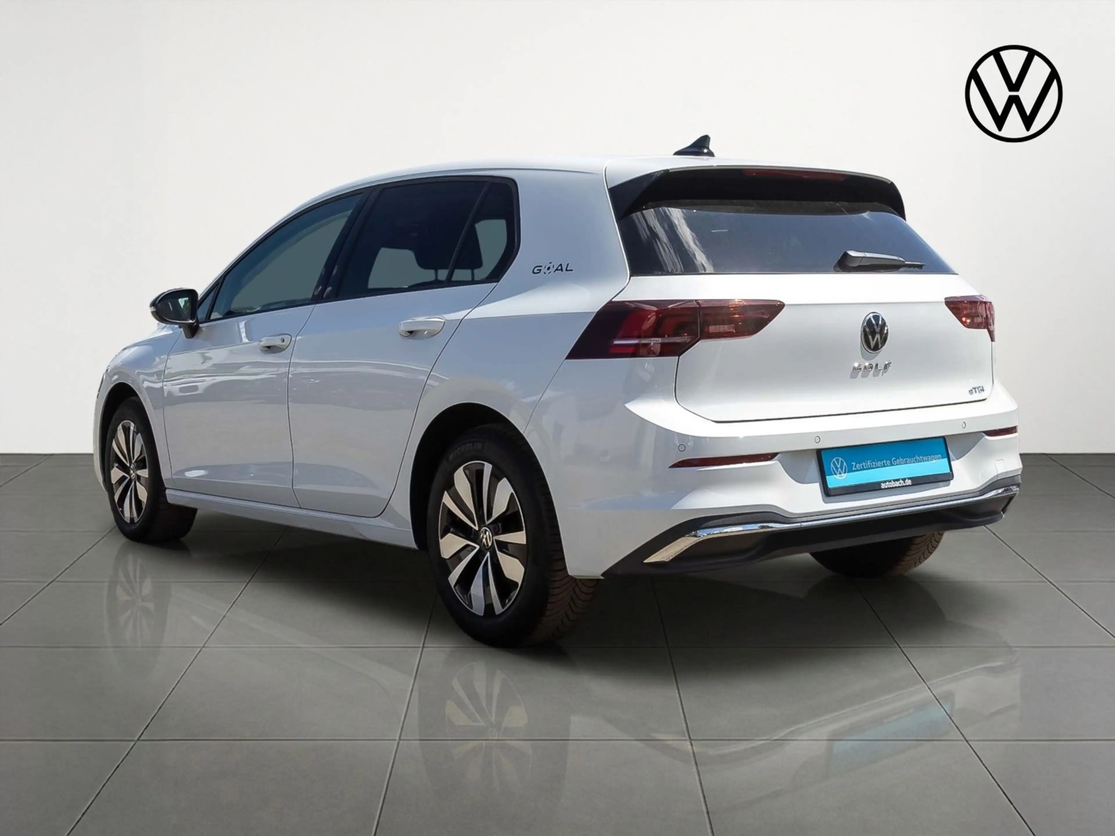 Volkswagen Golf VIII Goal 1.5 eTSI DSG Navi LED ACC EPH AHK — photo 5