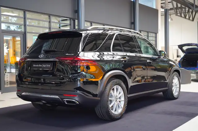 Mercedes-Benz Gle view 3