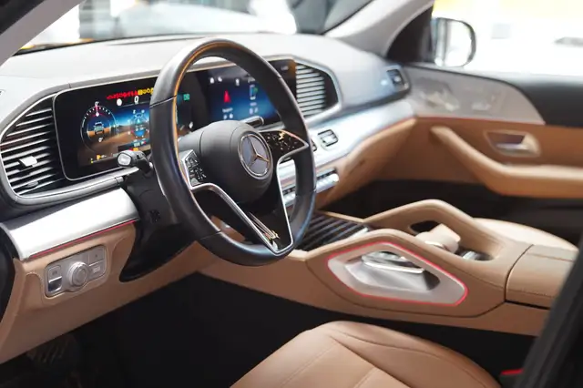 Mercedes-Benz Gle view 20