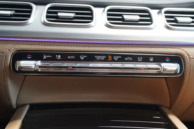Mercedes-Benz Gle view 30
