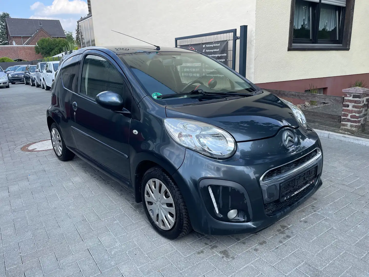 Citroen C1 Selection  Klima Euro 5  Tüv abgelaufen Grau - 1