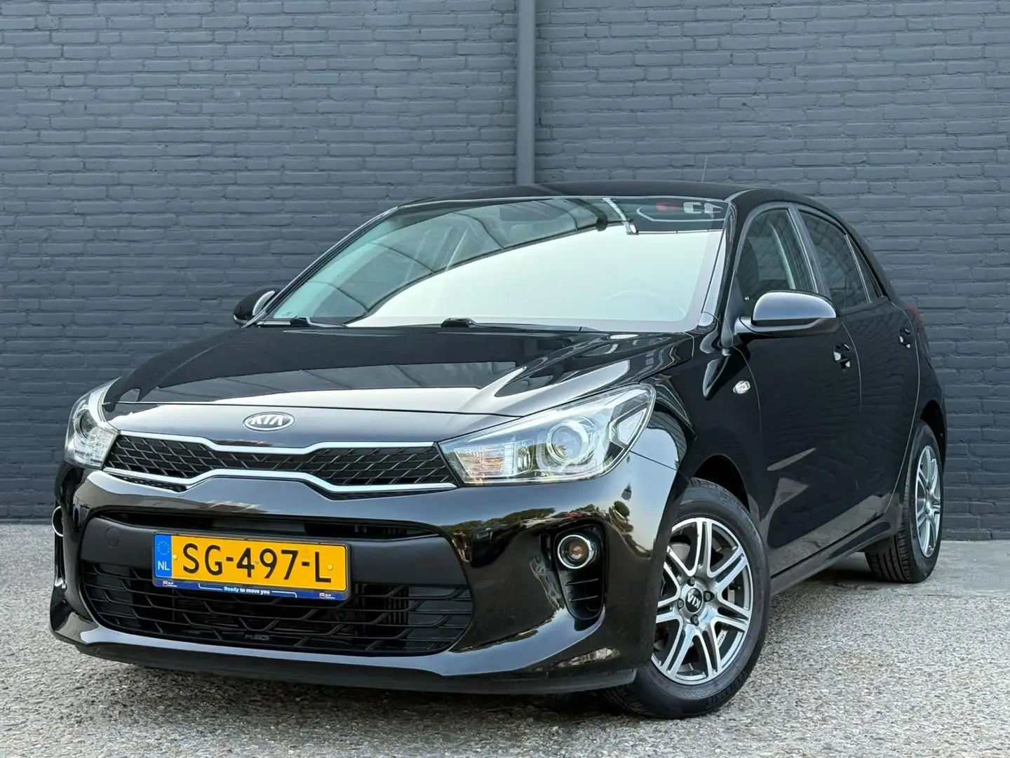 Kia Rio 1.0 TGDI ComfortPlusLine Navigator CARPLAY | CAMER Noir - 1