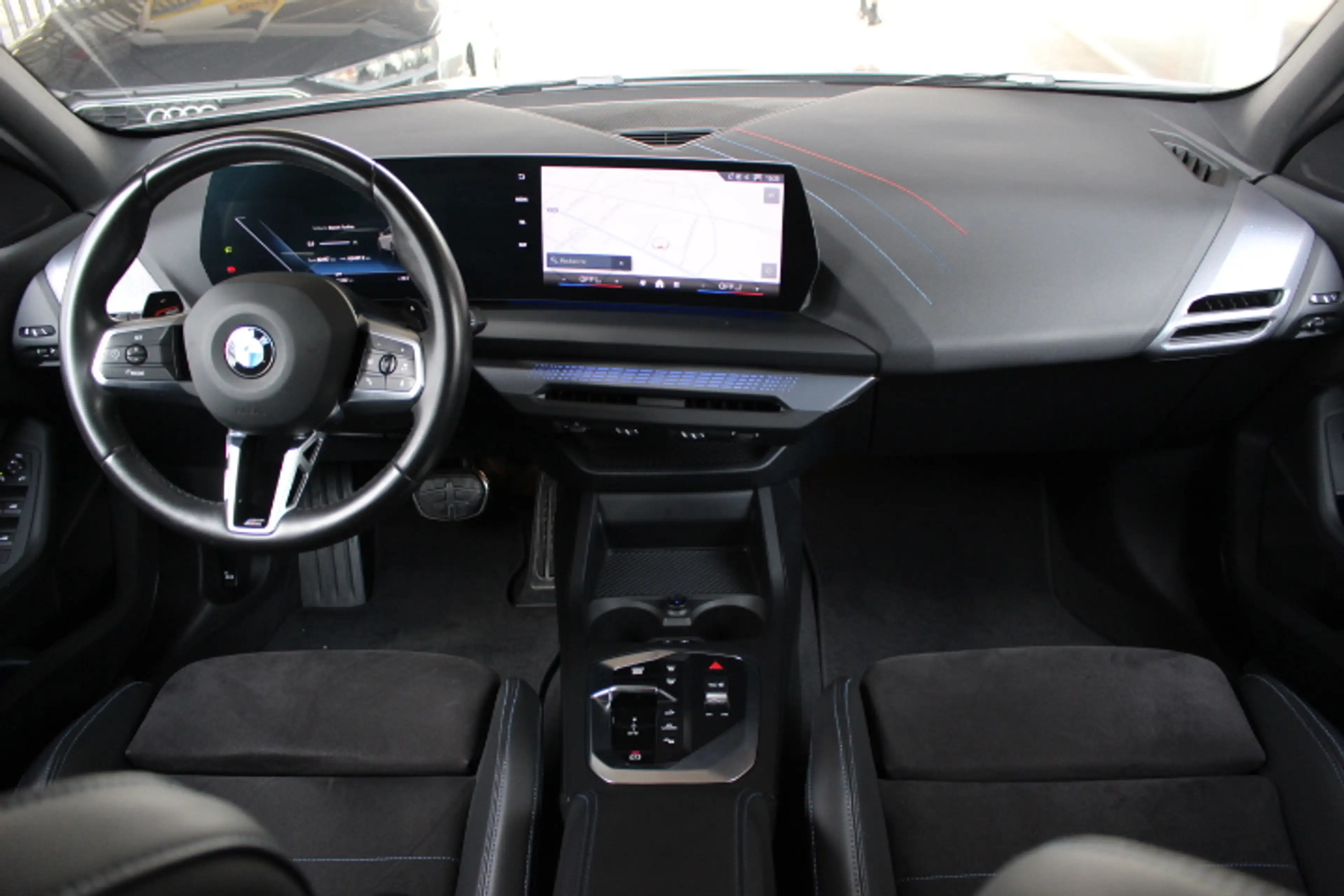 BMW 118 118 dAS Pack M SPORT — photo 7