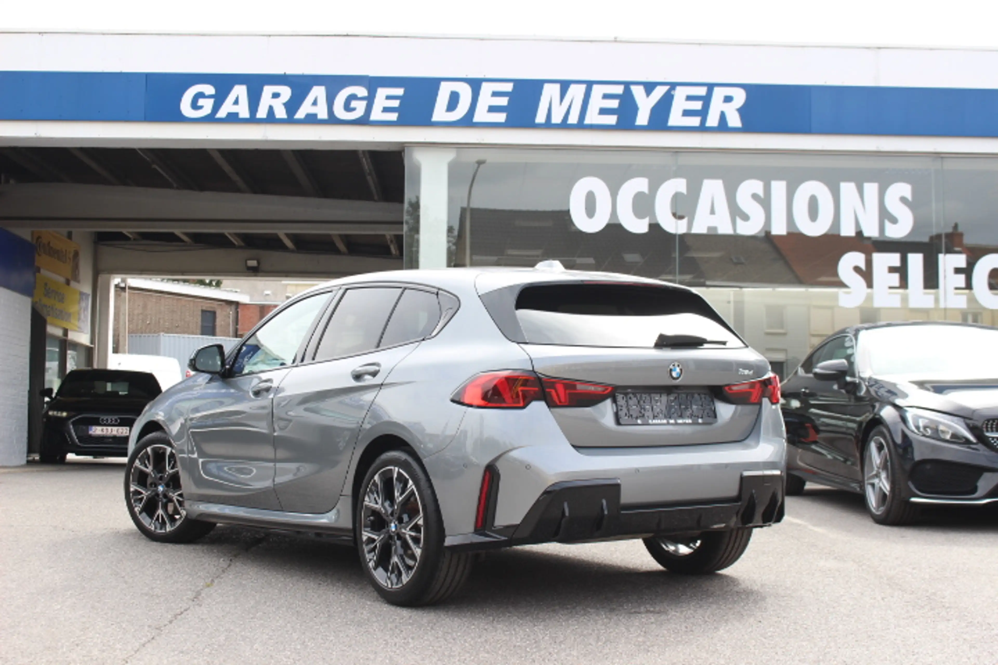 BMW 118 118 dAS Pack M SPORT — photo 3