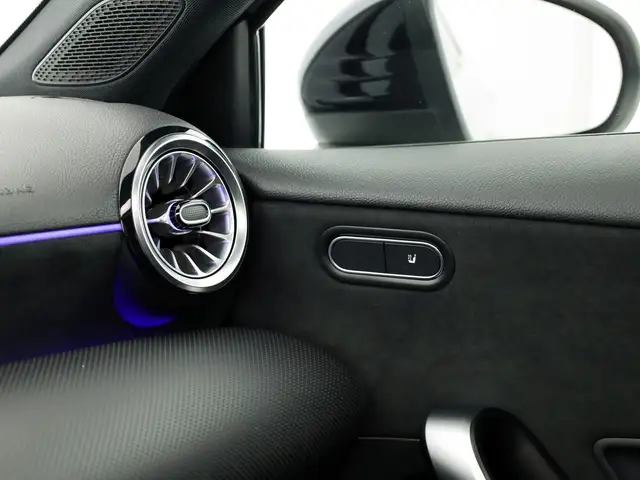 Mercedes-Benz A-Class view 14