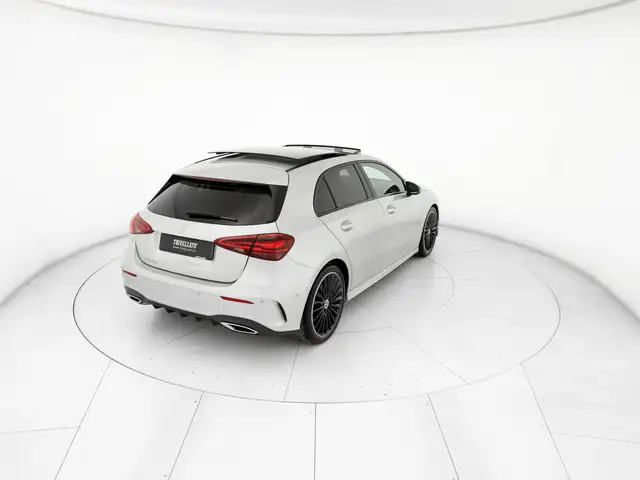 Mercedes-Benz A-Class view 3