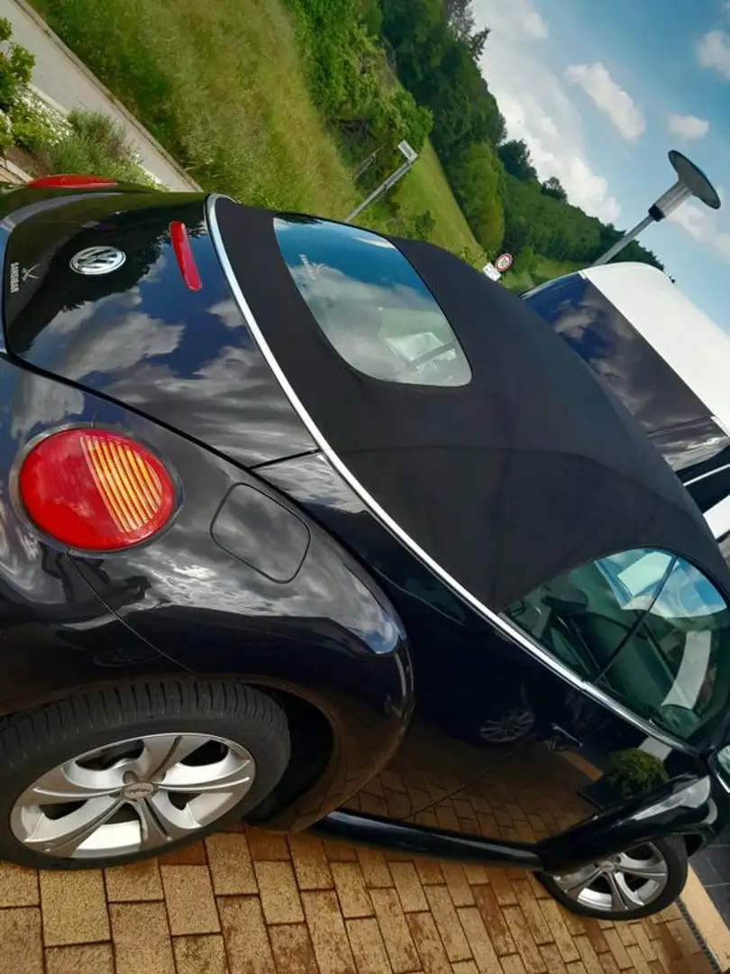 Volkswagen Beetle Schwarz - 2