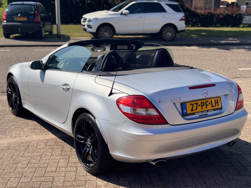 Mercedes-Benz SLK 200 K — photo 9