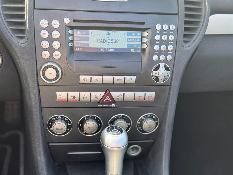 Mercedes-Benz SLK 200 K — photo 15
