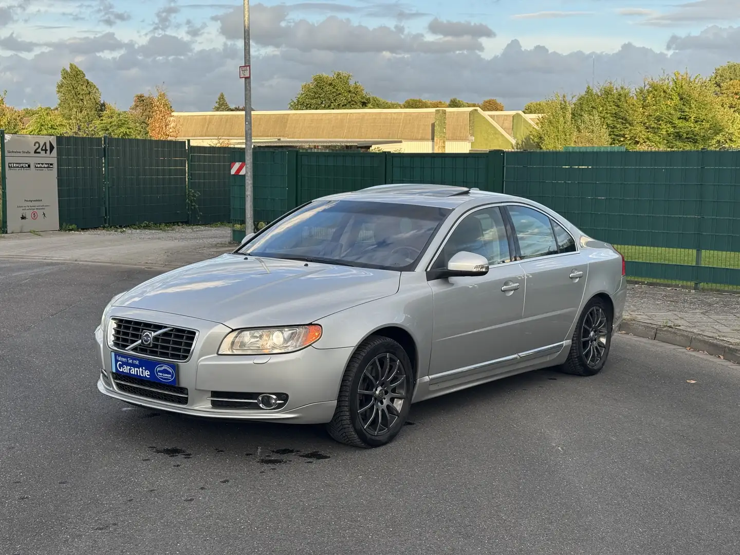 Volvo S80 D5 AWD Executive Geartronic Vollaustattung*TopZust Grau - 1