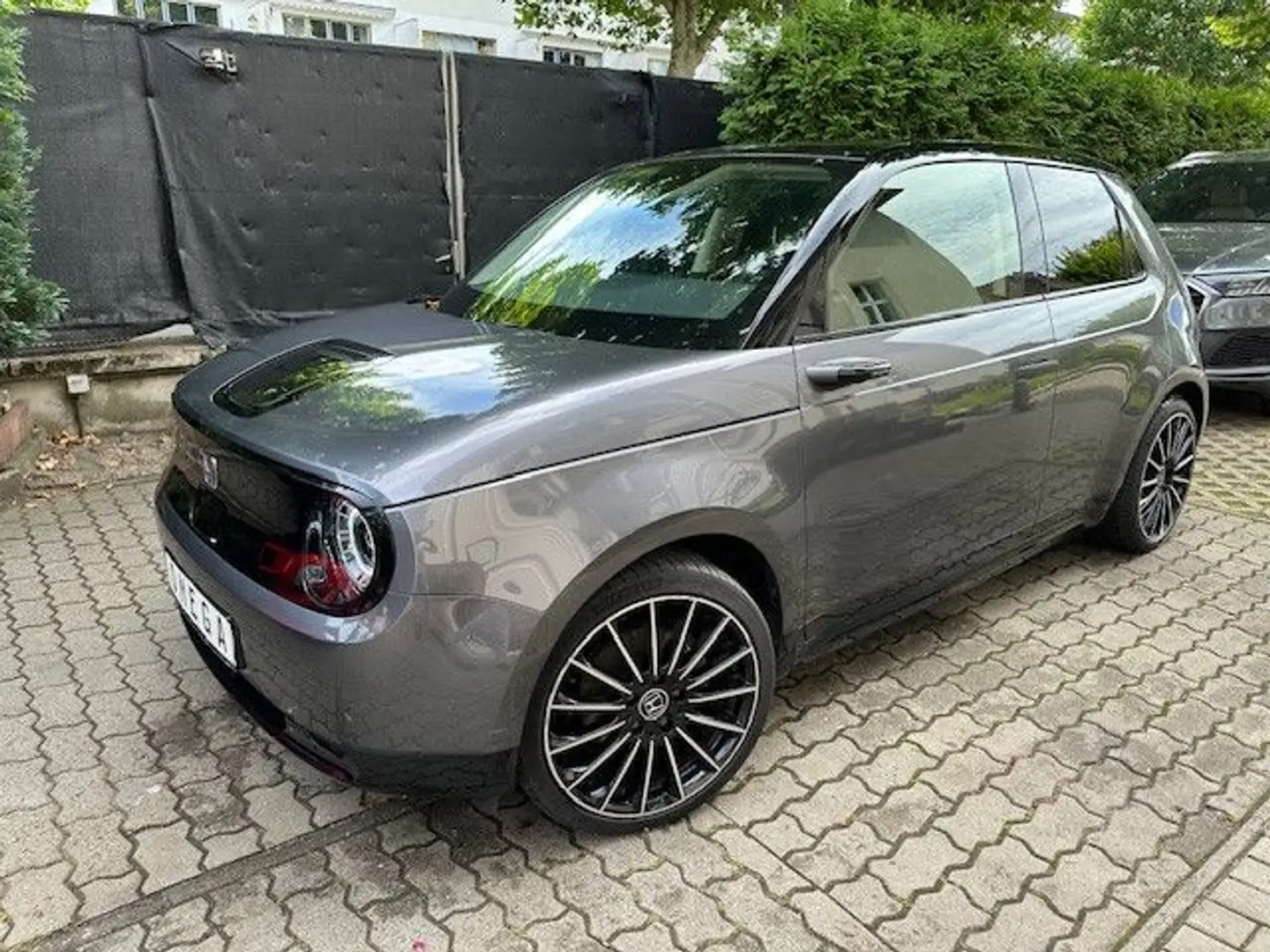Honda e ADVANCE PAKET|PANORAMA|KAMERA|NAVI|360°|LED| Сірий - 1