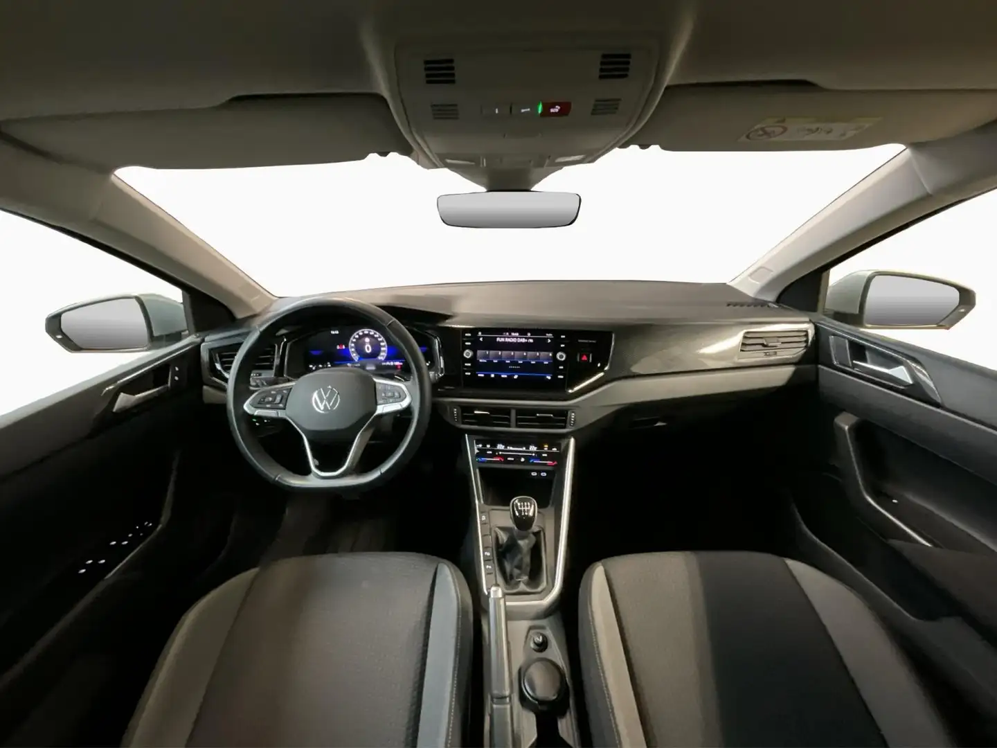 Volkswagen Polo Life+Lane.Ass+LED Plateado - 2