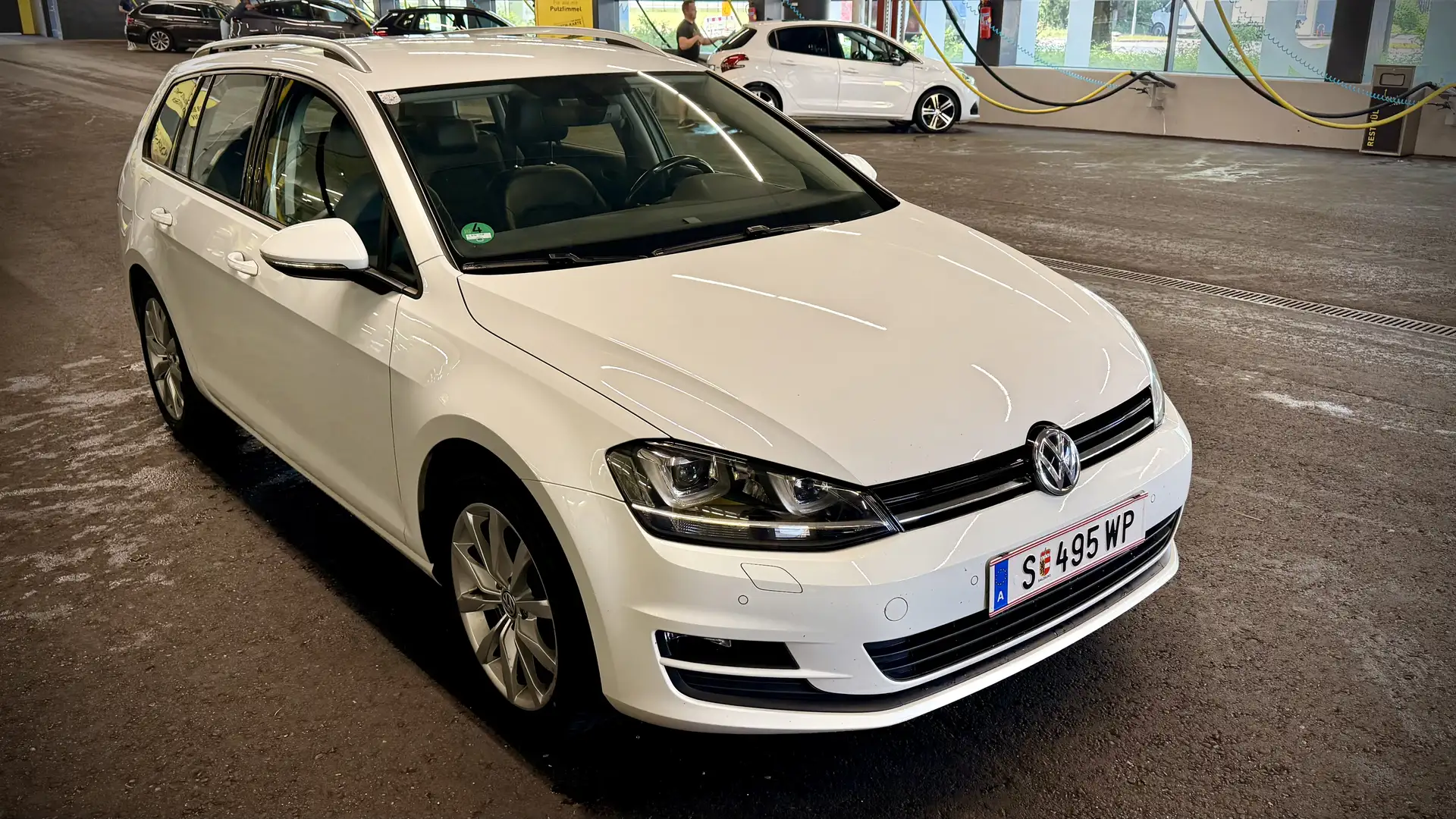 Volkswagen Golf Variant 1.4 TSI BlueMotion Technology Highline Weiß - 1