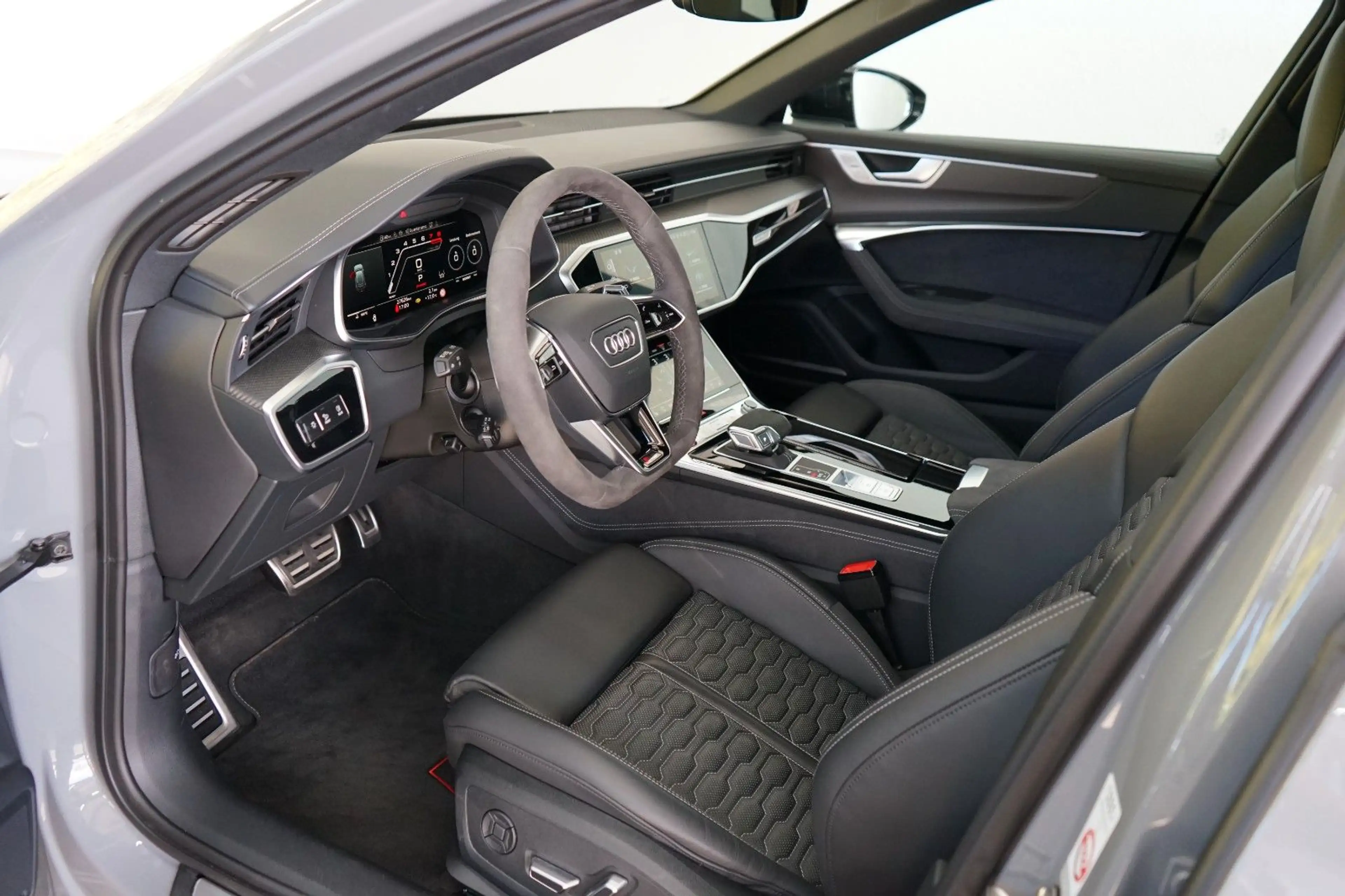 Audi RS6 Performance/DynamikPlus/Nardogrey/305km/h — photo 16