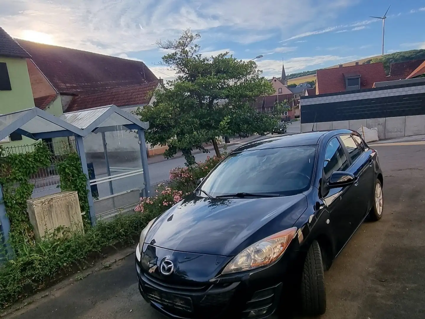 Mazda 3 1.6 MZR High-Line - 1