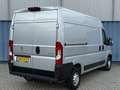 Peugeot Boxer 330 2.2 BlueHDi 120 L2H2 Premium | Achteruitrijcam Gris - thumbnail 5